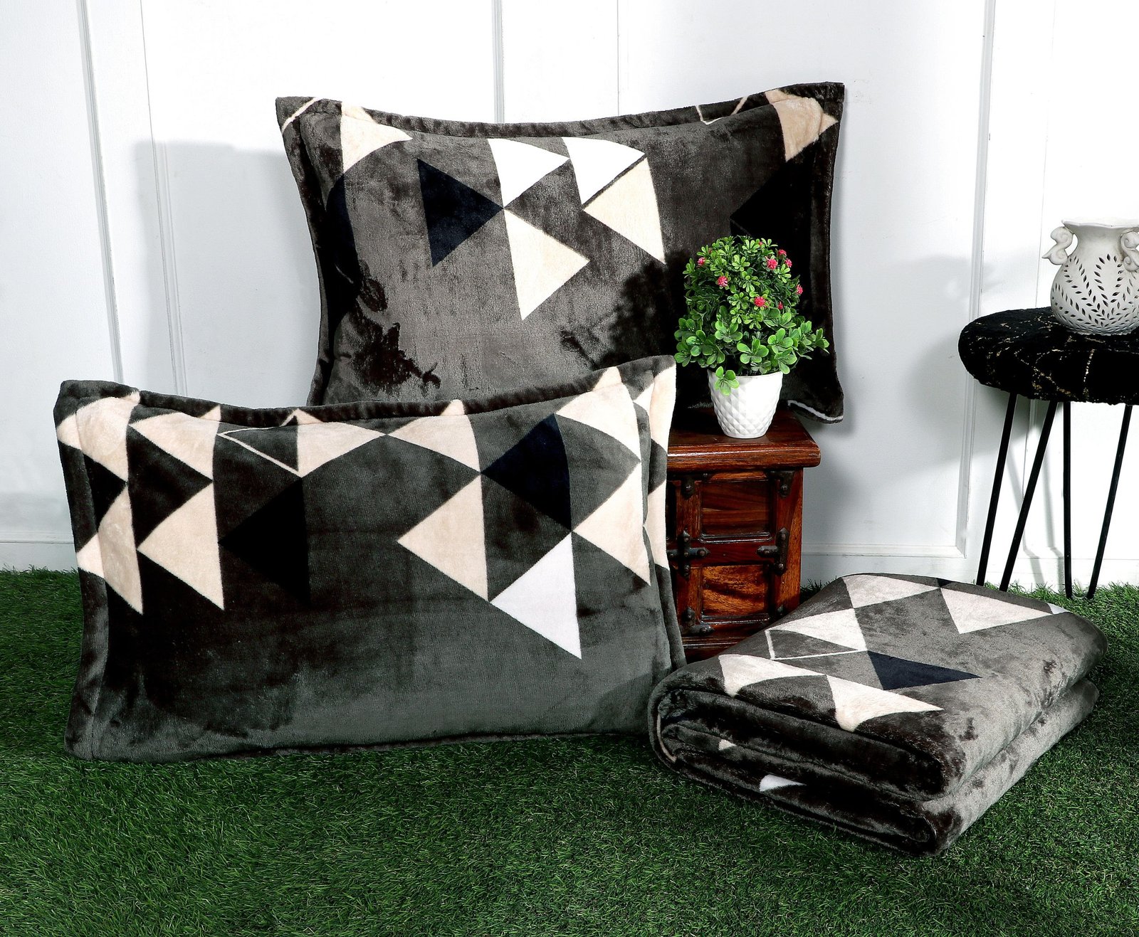 GULLIVAR BLANKETS 7 BEDDING