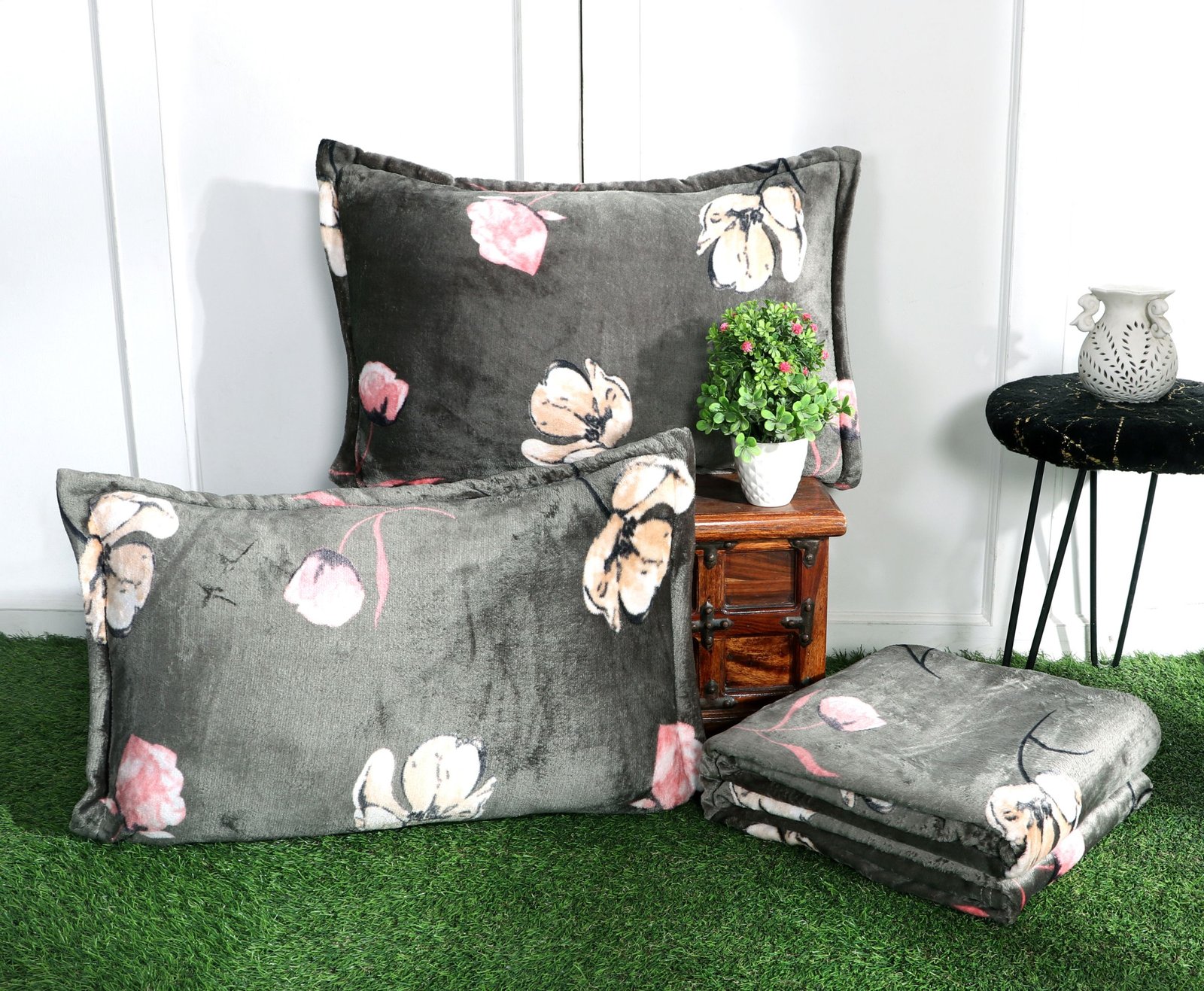 GULLIVAR BLANEKTS & BEDDING