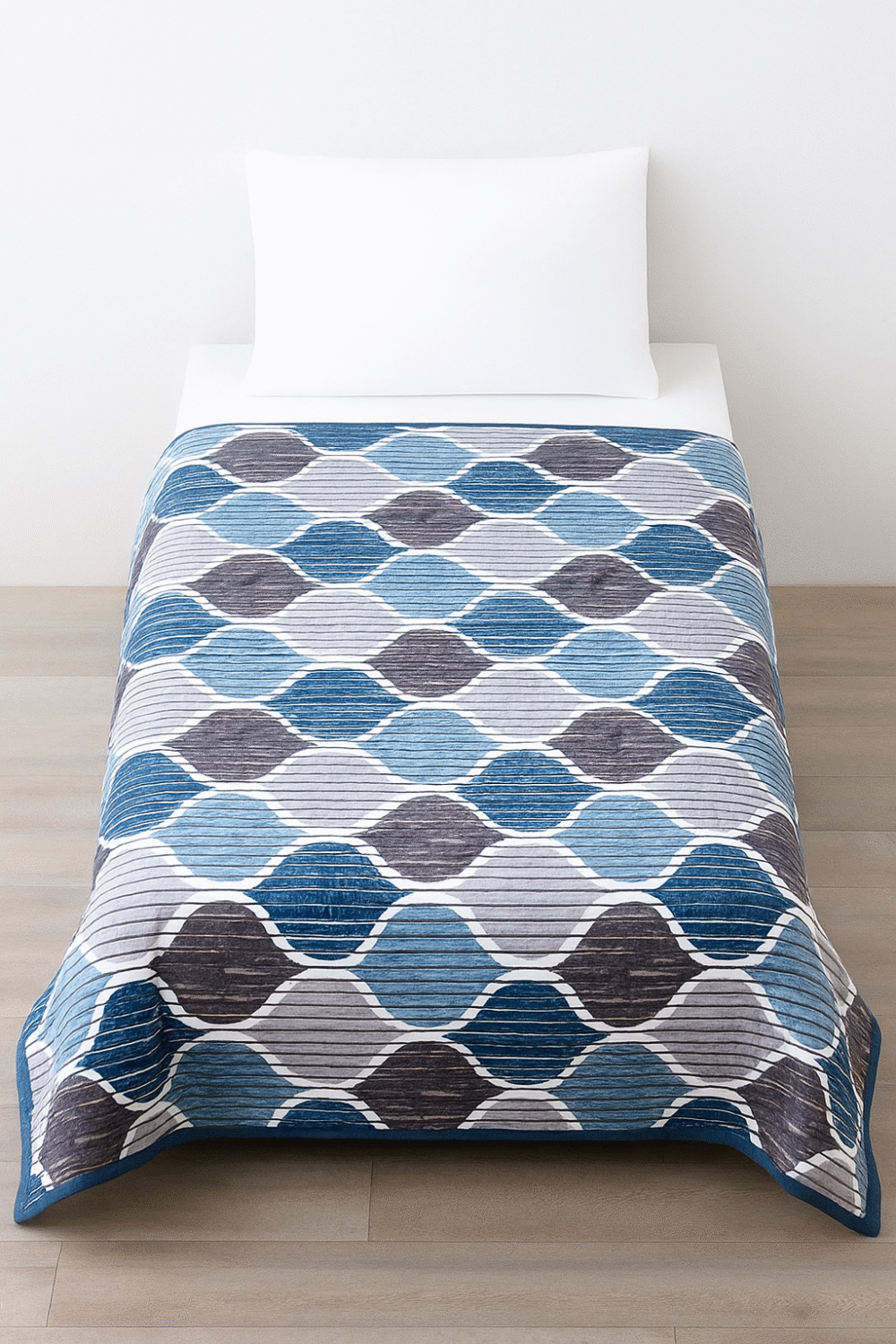 GULLIVAR BLANKETS & BEDDING