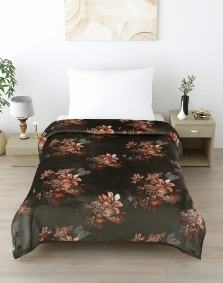 GULLIVAR BLANKETS & BEDDING