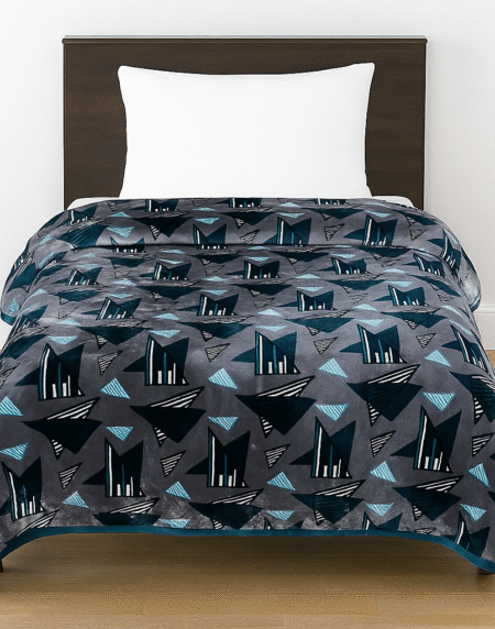 GULLIVAR BLANKETS & BEDDING