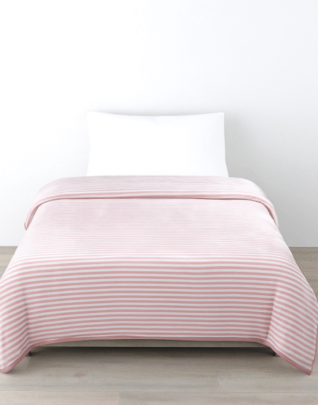 GULLIVAR BLANKETS & BEDDING