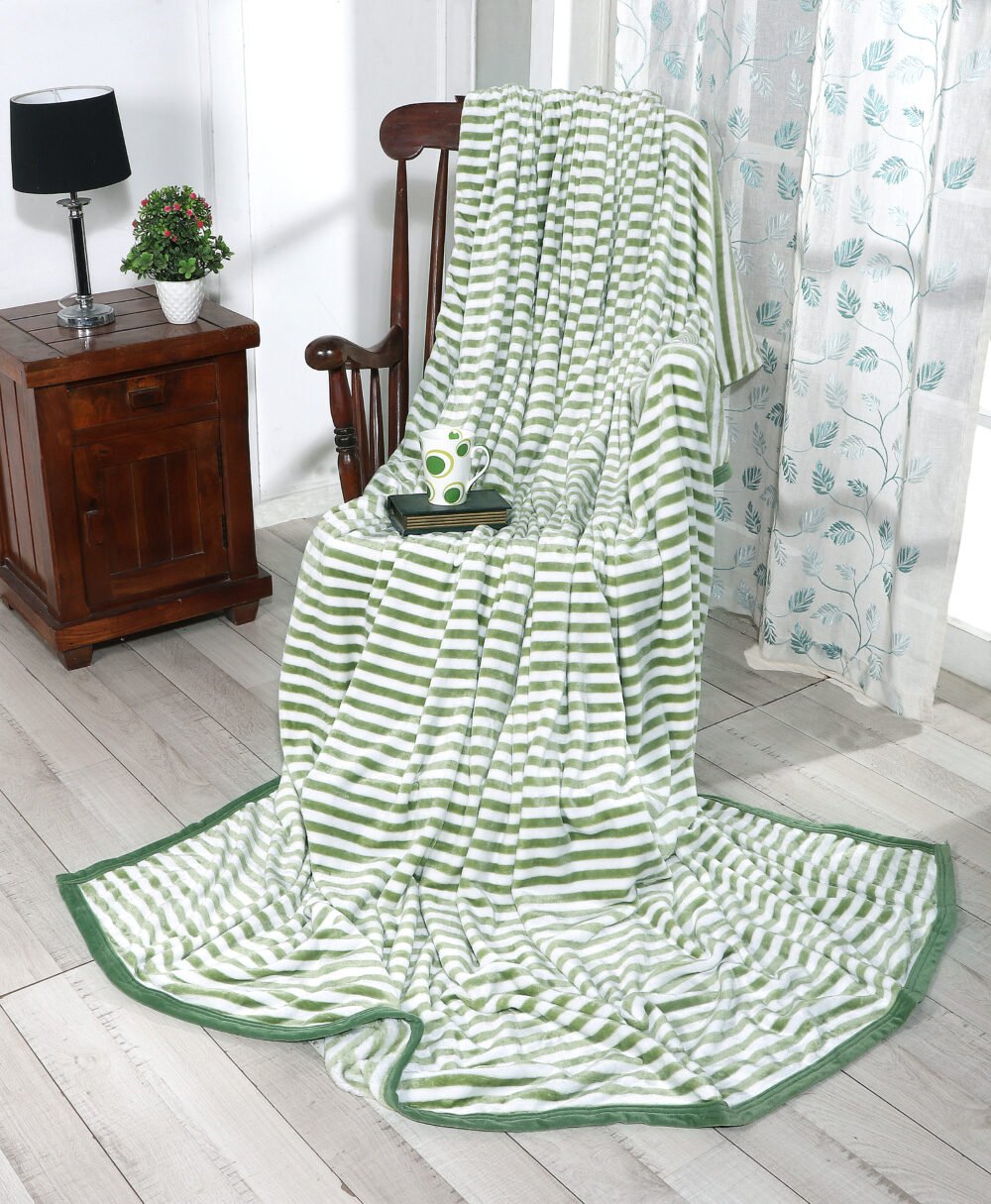 GULLIVAR BLANKETS & BEDDING