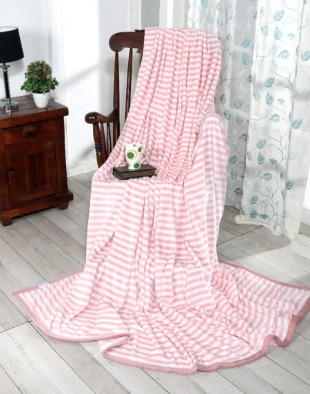 GULLIVAR BLANKETS & BEDDING